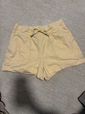 lululemon athletica Butter Yellow Dance Studio Shorts